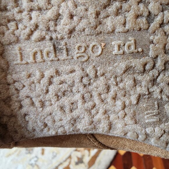 Indigo Rd. Tan Suede Lace Up Round Toe Booties Size 7M - Picture 13 of 15